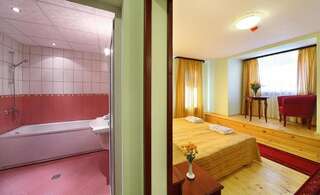 Отель Rachev Hotel Residence Арбанаси Двухместный номер с 1 кроватью или 2 отдельными кроватями-6